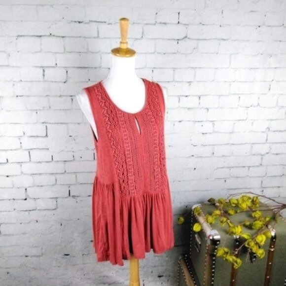 Catherine Malandrino Peplum Crocheted Lace Sleeveless Top Terra Cotta Pink Large - Picture 6 of 6